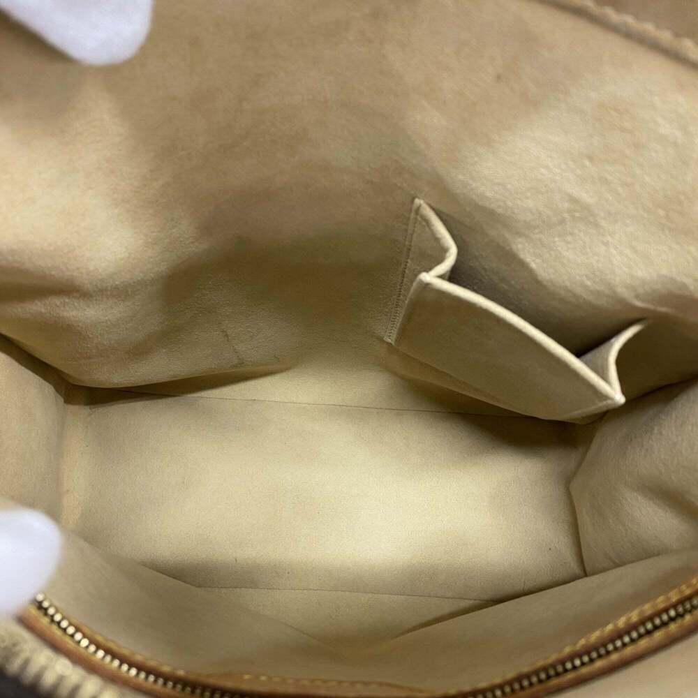 LOUIS VUITTON Brown Monogram Looping GM Shoulder Bag - Picture 4 of 10